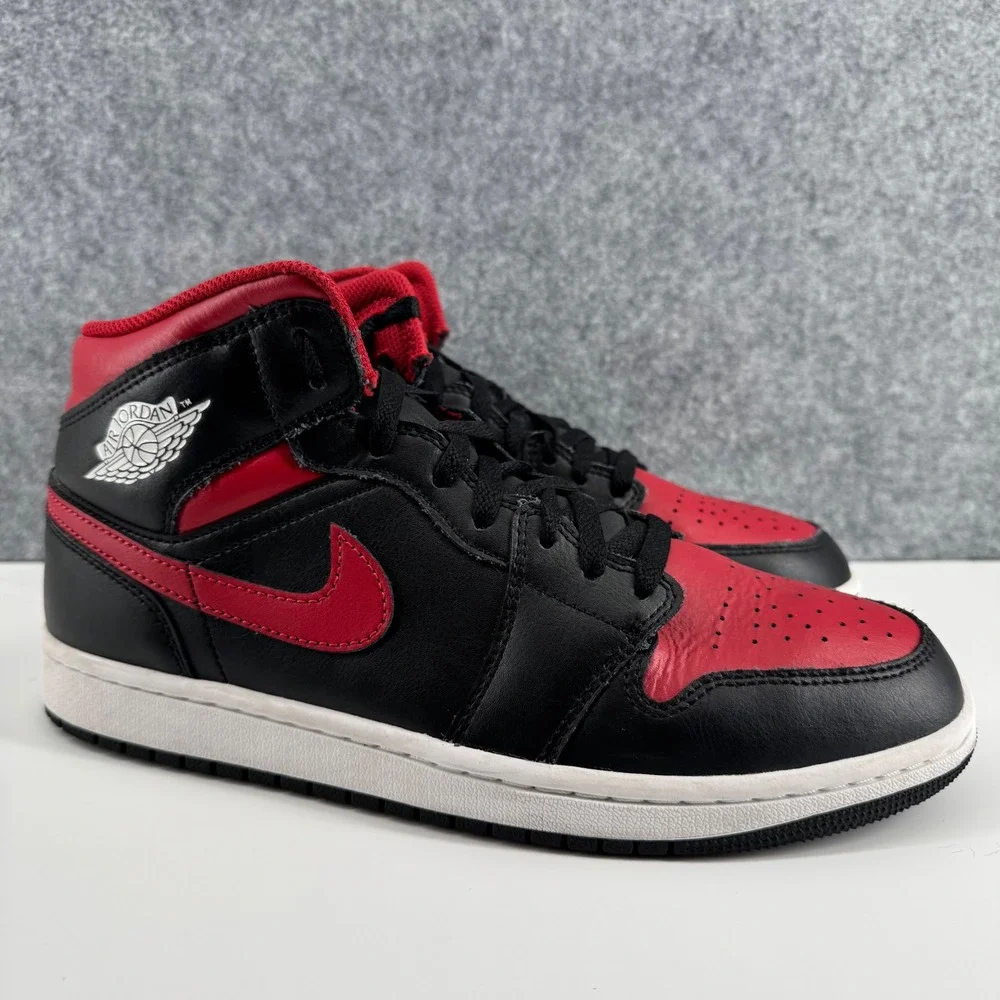 Jordan Air Jordan 1 Mid Mens 8.5 Black Red Bred DQ8426-067 Basketball Shoes